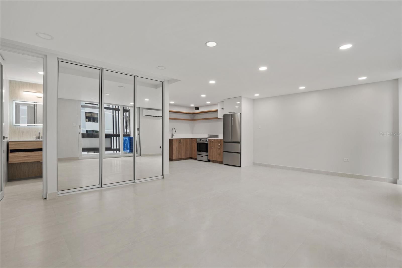 1407 Ashford Ave #5d Property Photo 7