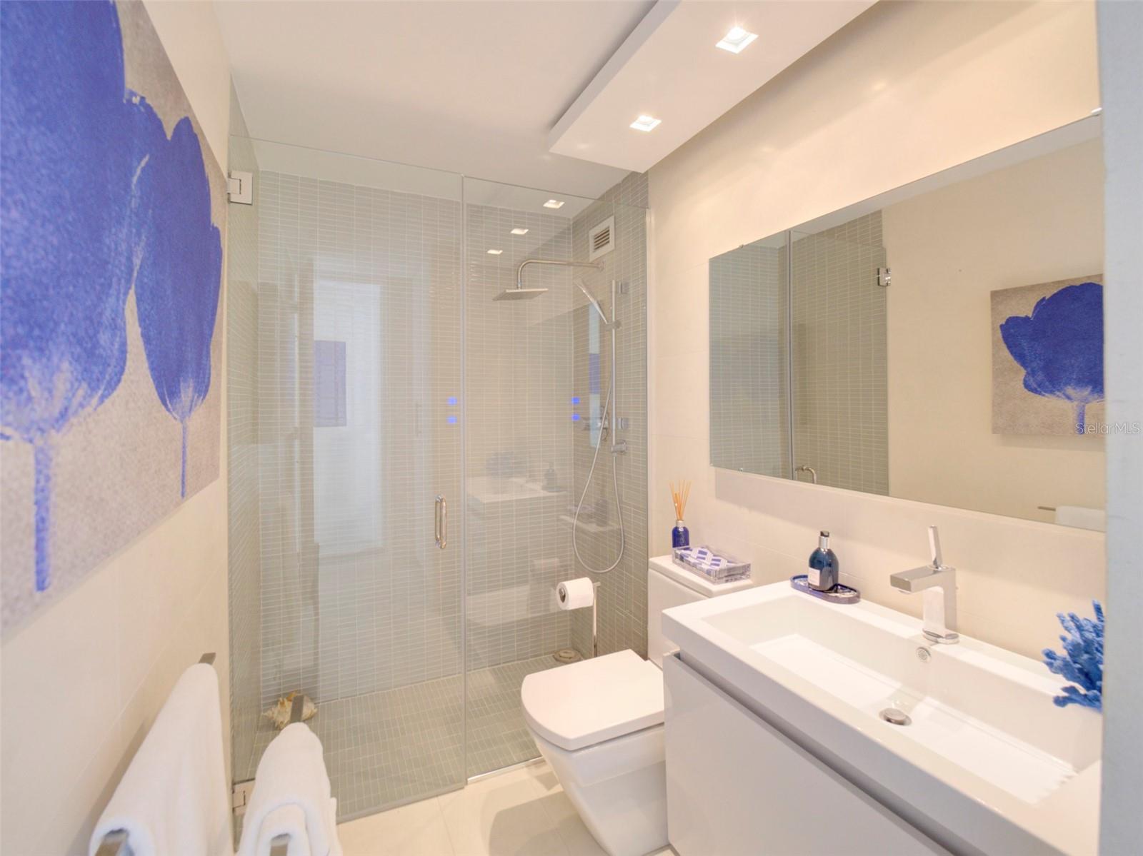 11 Gardenia #1003 Property Photo 19