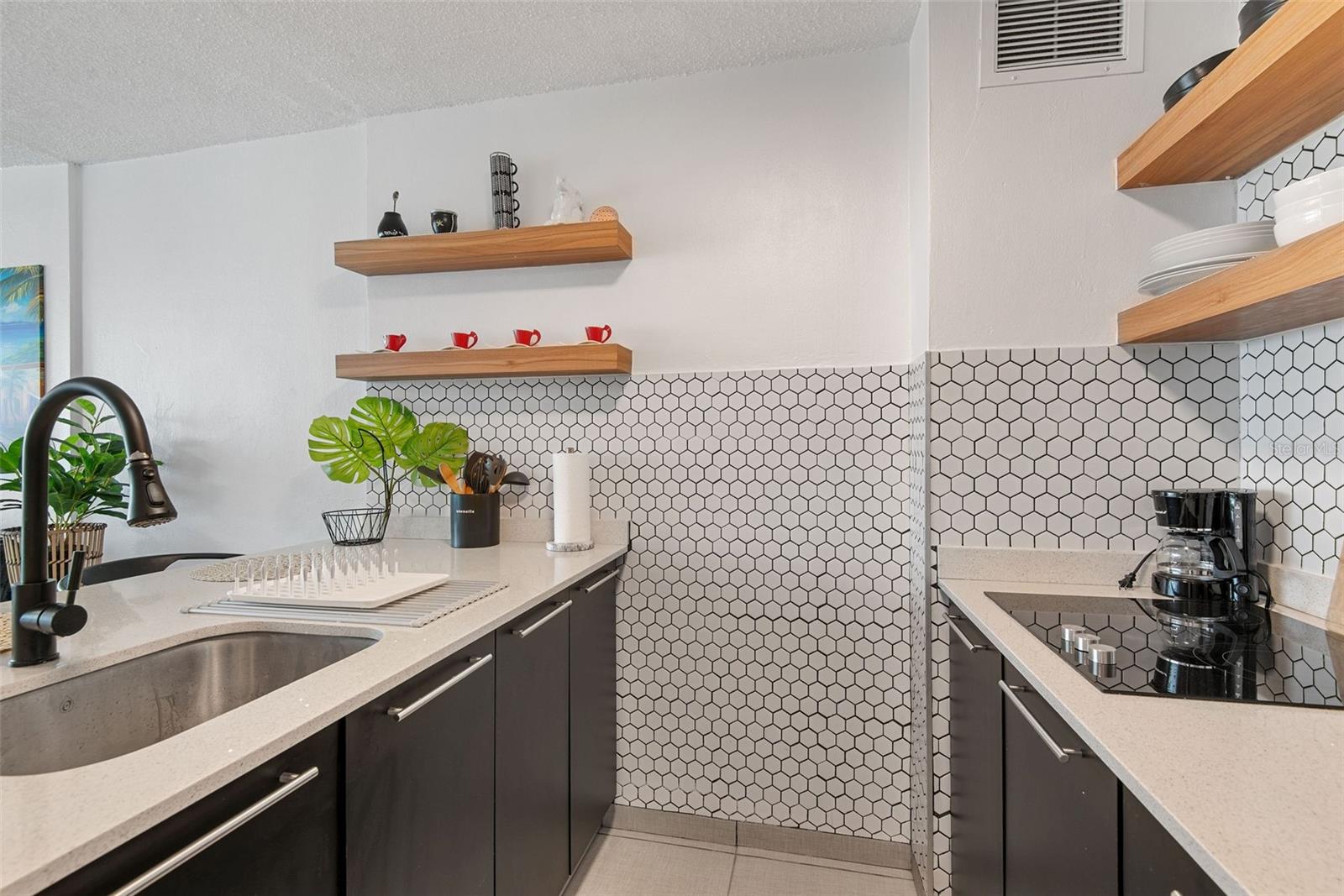 1404 Cond Playa Azul Iii #1404 Property Photo 5