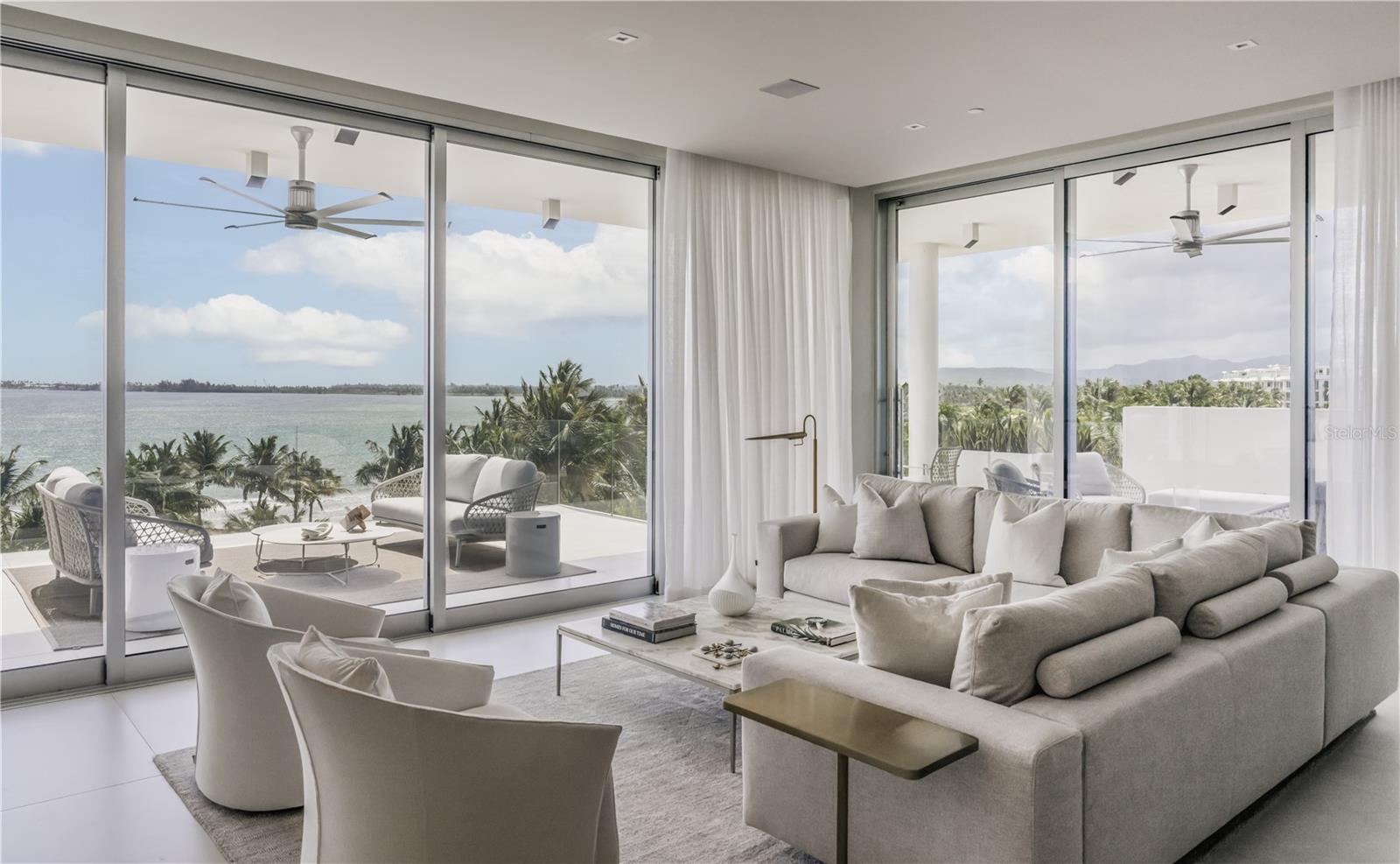 Ocean Drive Ph Four Seasons Private Residences #6502 Property Photo 4