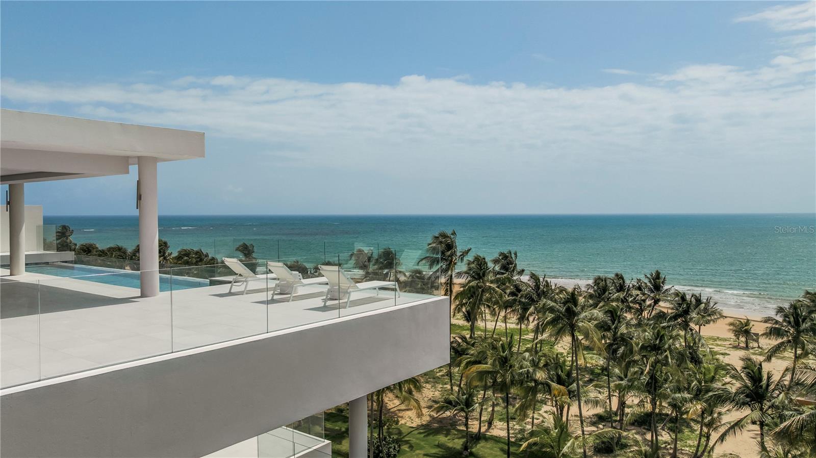Ocean Drive Ph Four Seasons Private Residences #6502 Property Photo 8