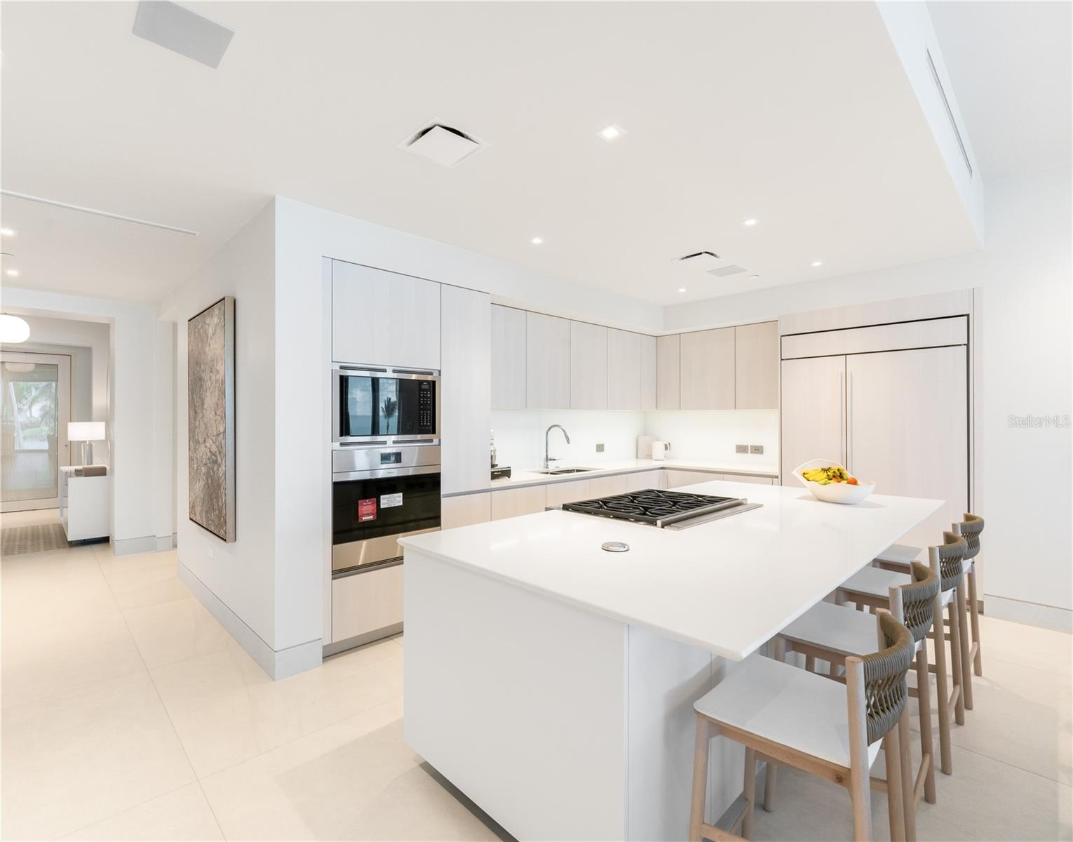 Ocean Drive Four Seasons Private Residences #6302 Property Photo 5