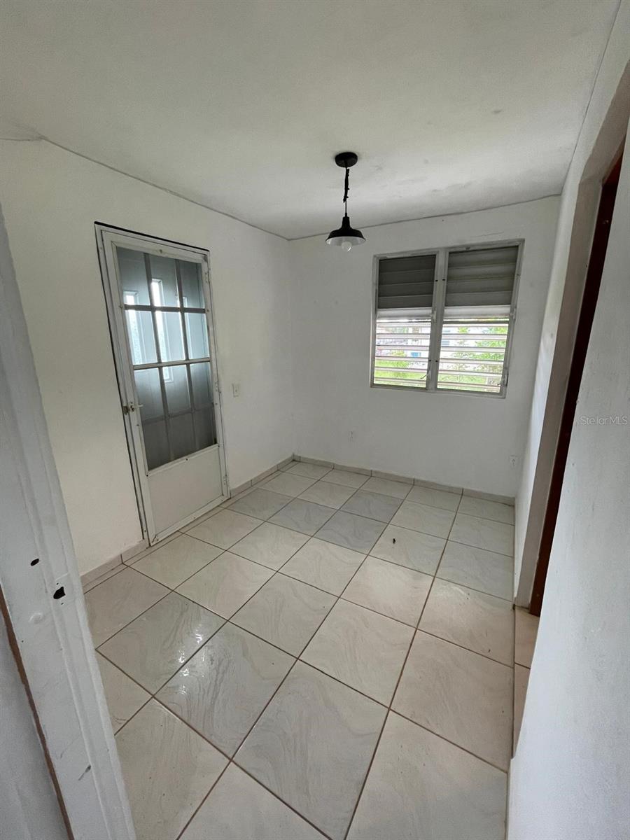 51 Calle Parque Property Photo 9