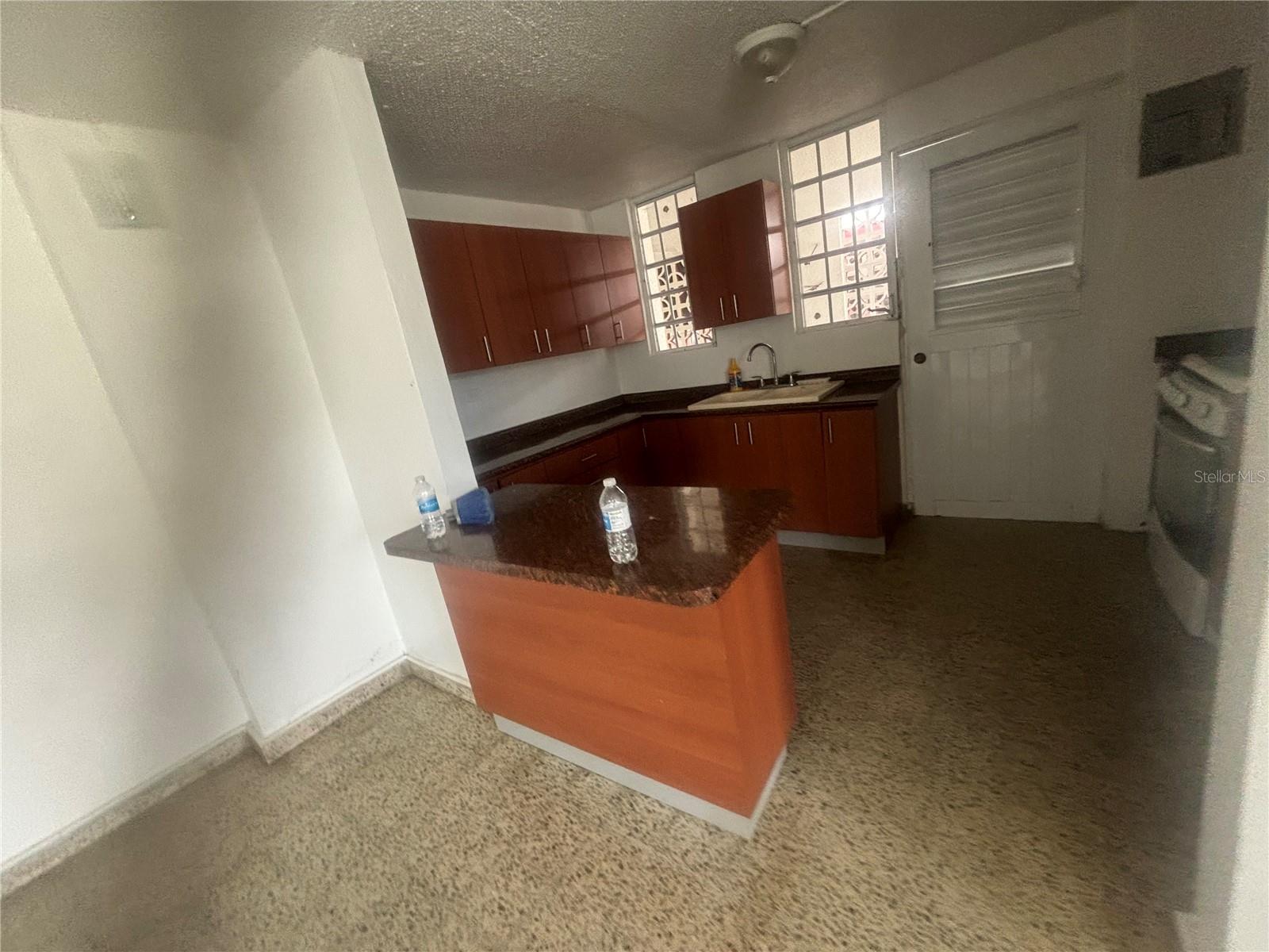 Calle 18 Bloque 23 Property Photo 6