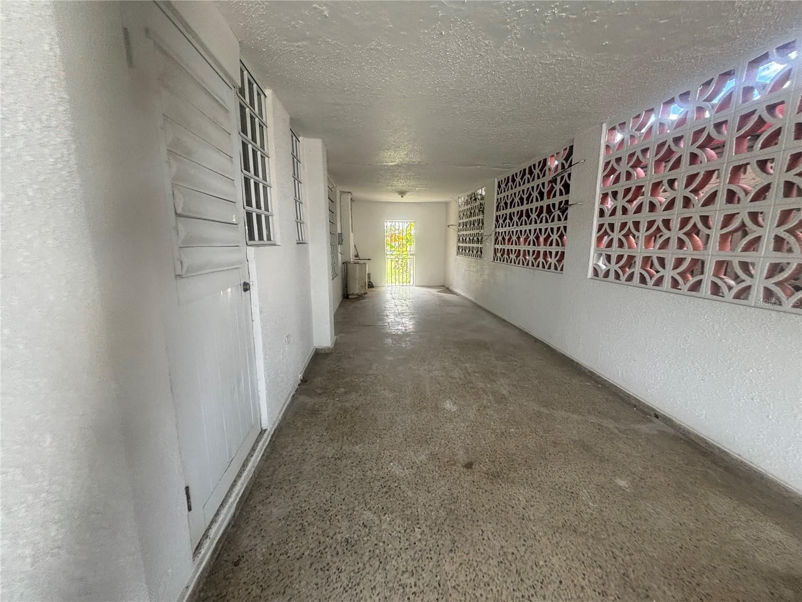 Calle 18 Bloque 23 Property Photo 20