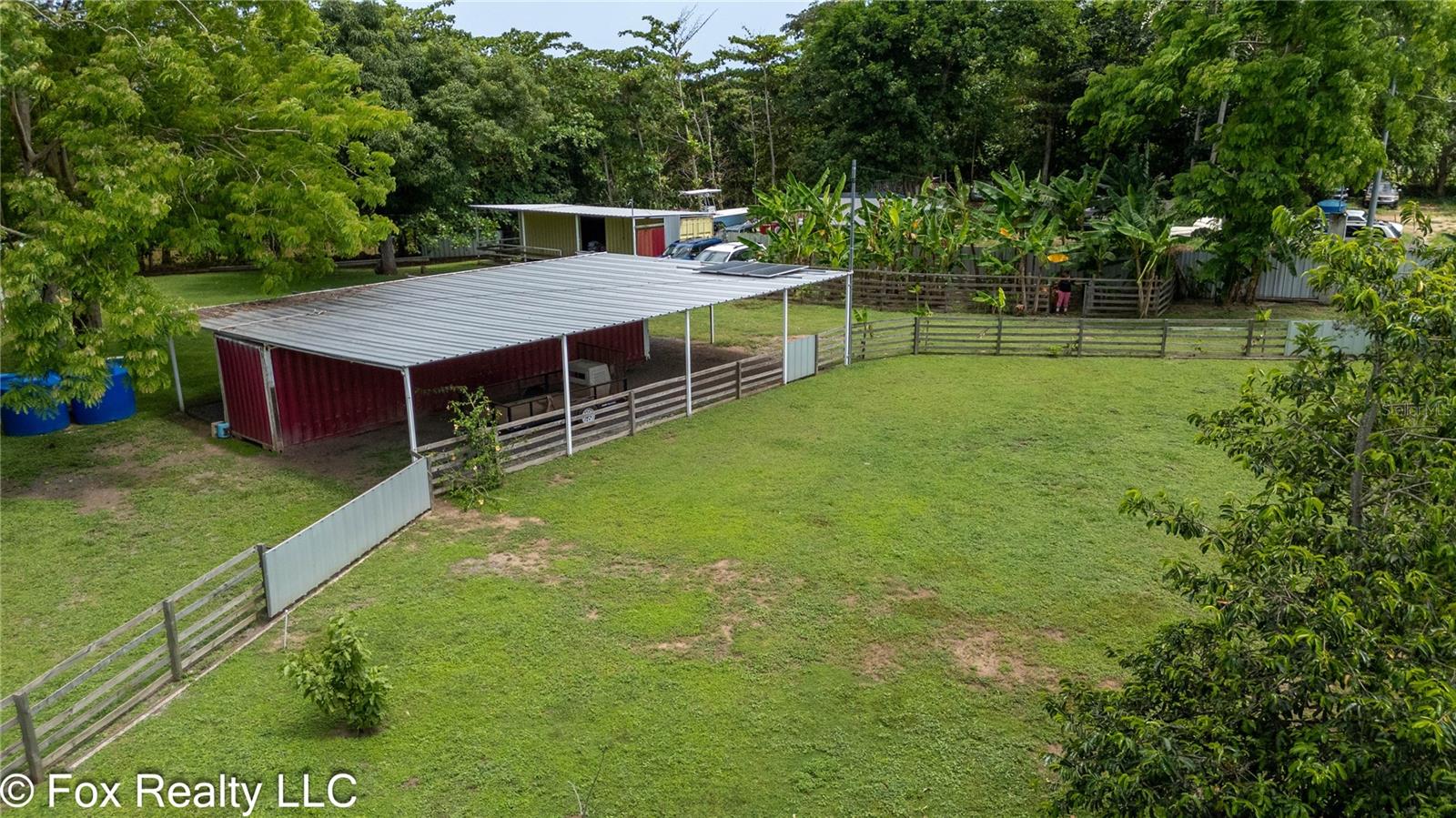 Bo Espinal Property Photo 1