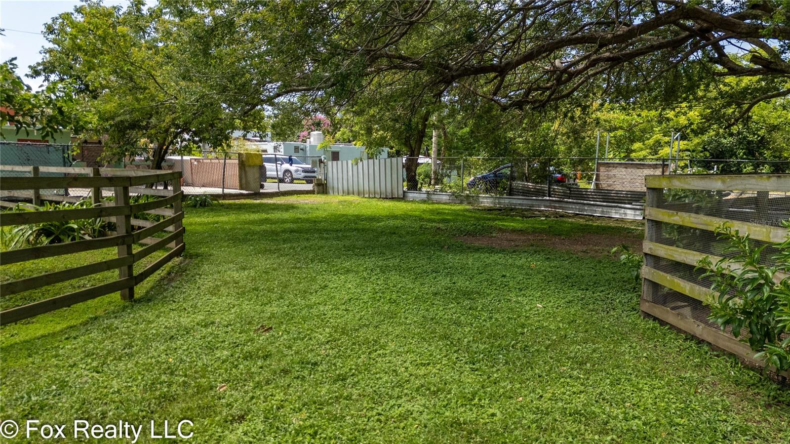 Bo Espinal Property Photo 7