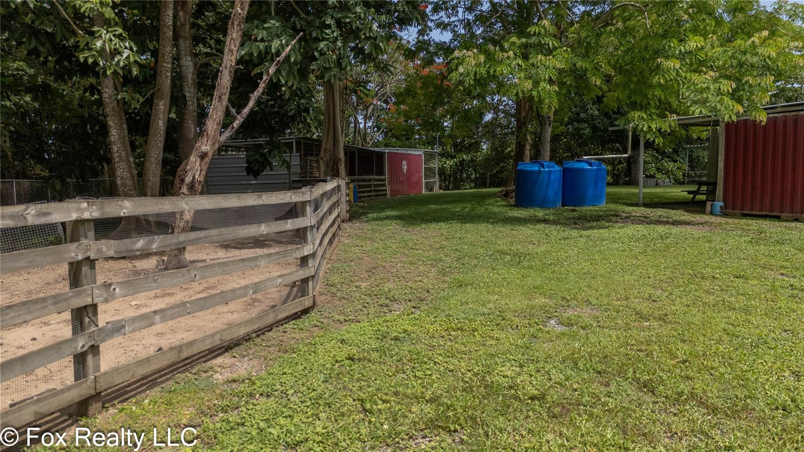 Bo Espinal Property Photo 15