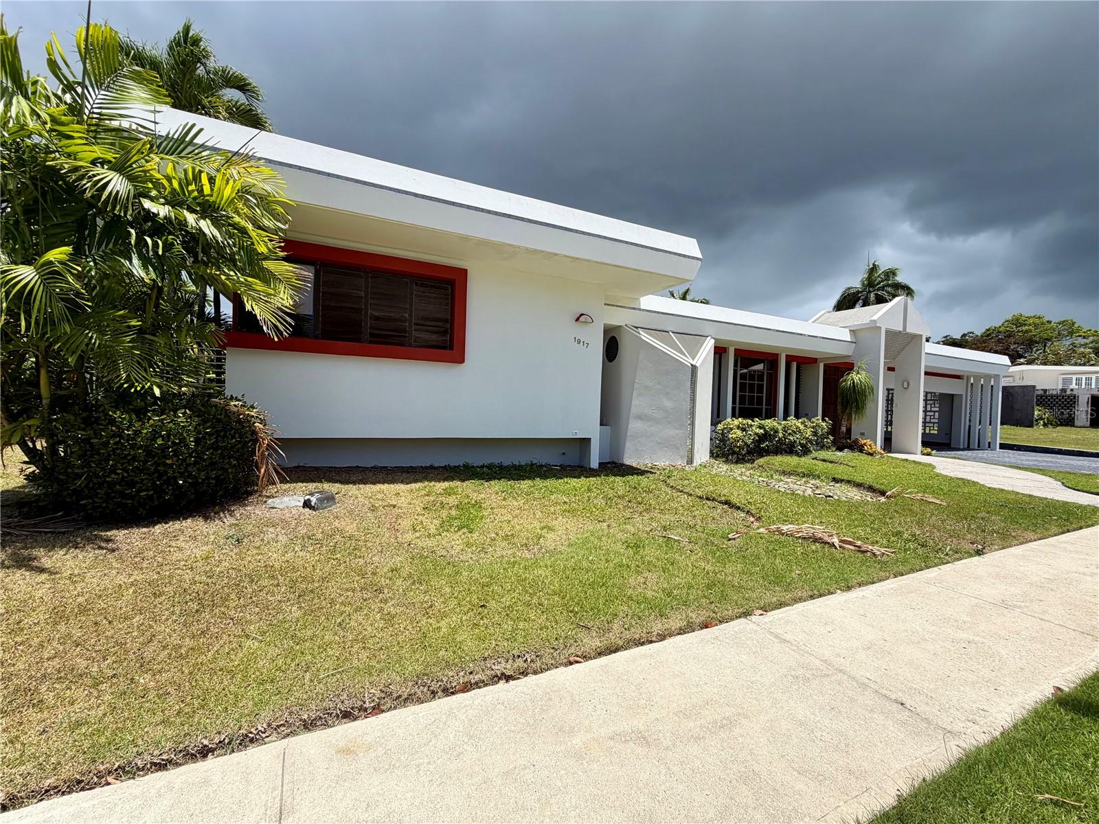 1917 Orquidea Property Photo 3