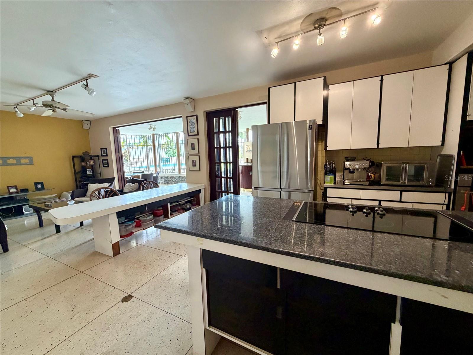 1917 Orquidea Property Photo 10
