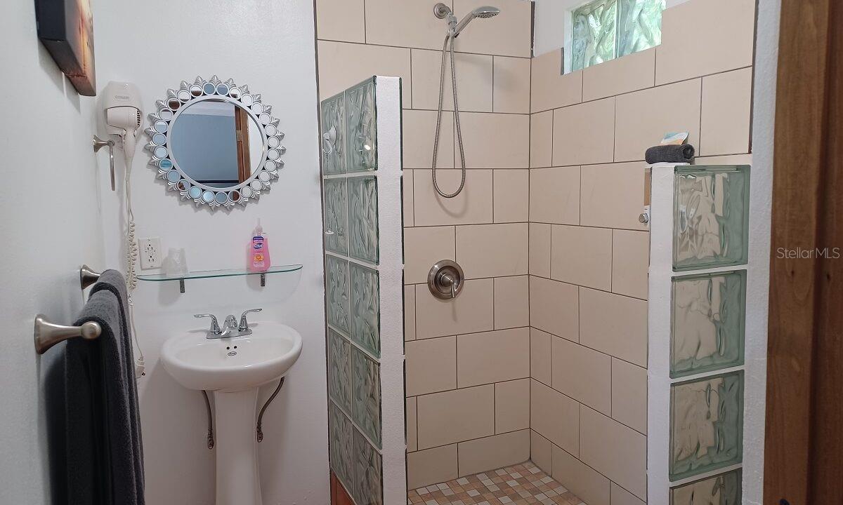 12 Carr 993 Destino Property Photo 28