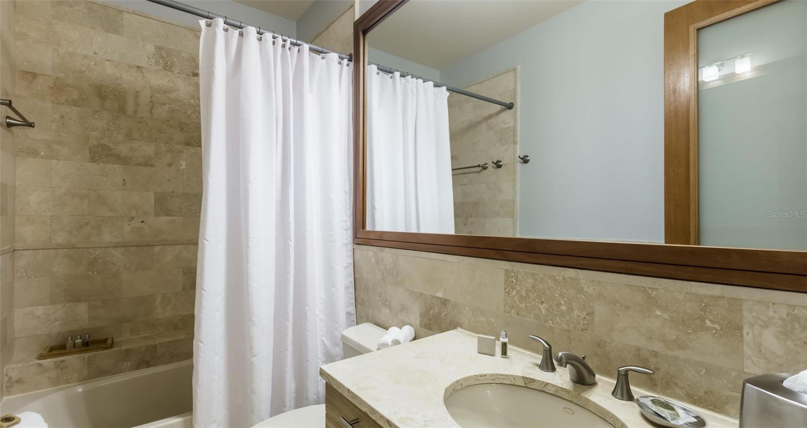 500 Plantation Dr. #304 Property Photo 6