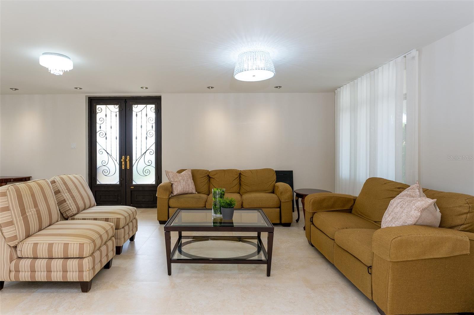 254 Sabanera Property Photo 3