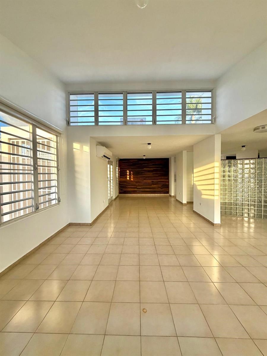2105 Calle Antioquia Property Photo 2