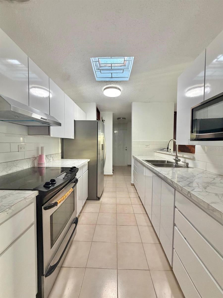 2105 Calle Antioquia Property Photo 3