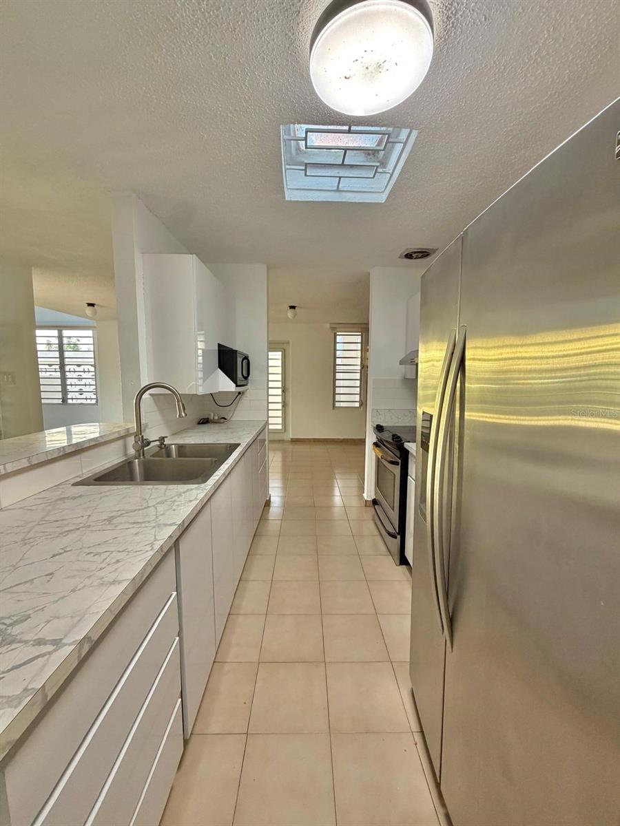 2105 Calle Antioquia Property Photo 4