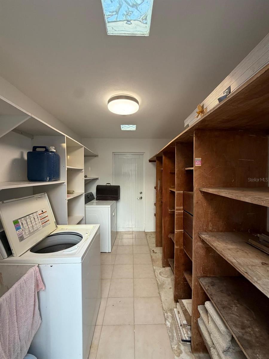 2105 Calle Antioquia Property Photo 22