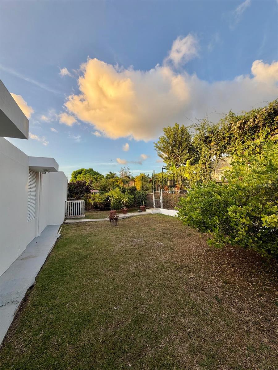 2105 Calle Antioquia Property Photo 23