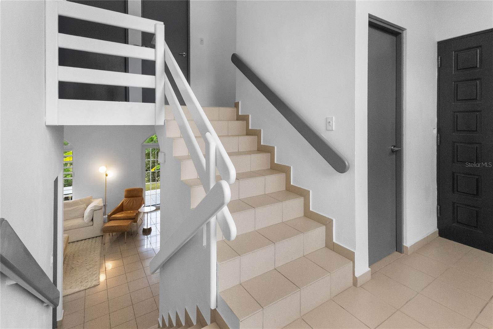 5 Harbour Lights Property Photo 12