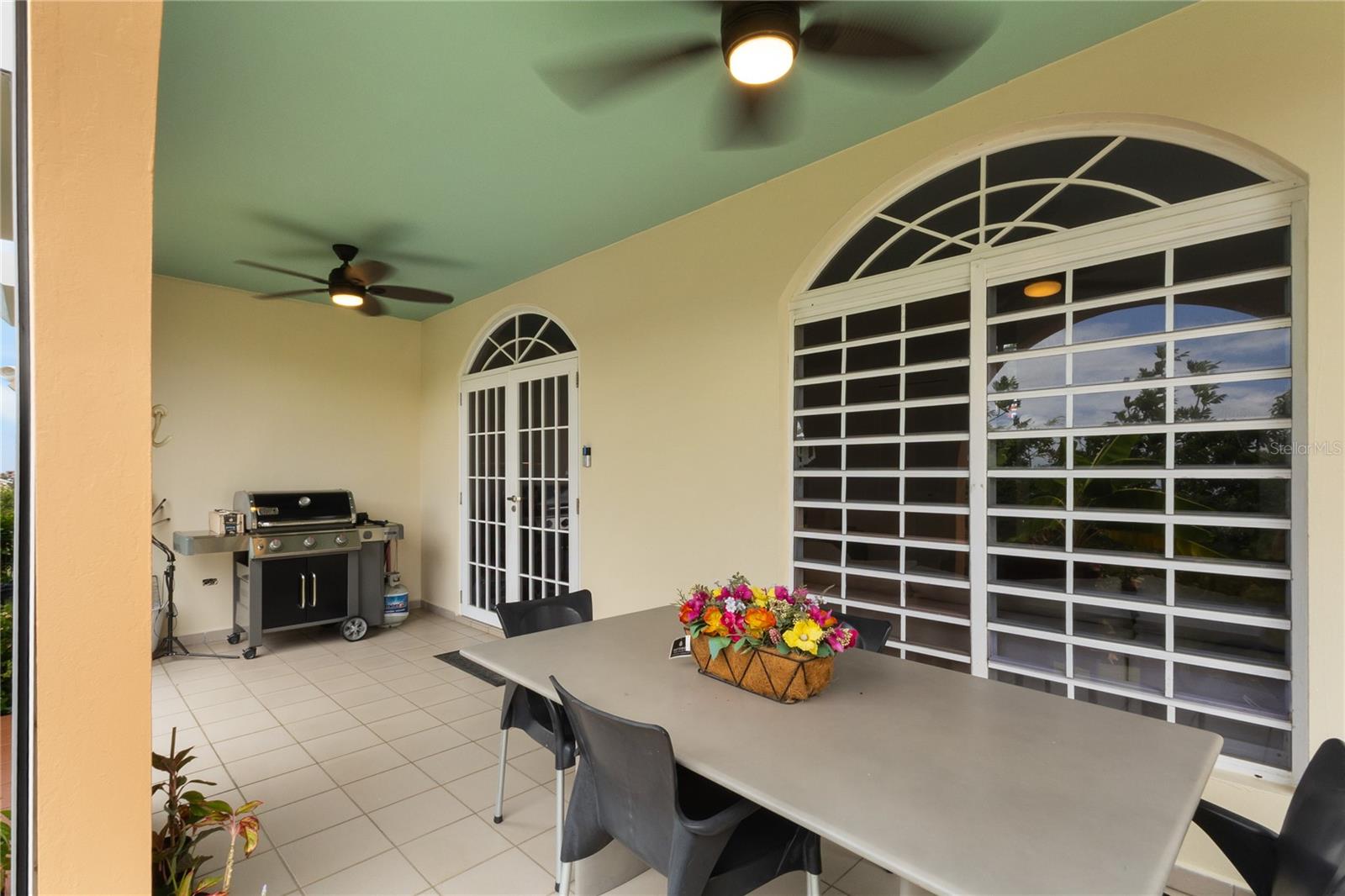 5 Harbour Lights Property Photo 16
