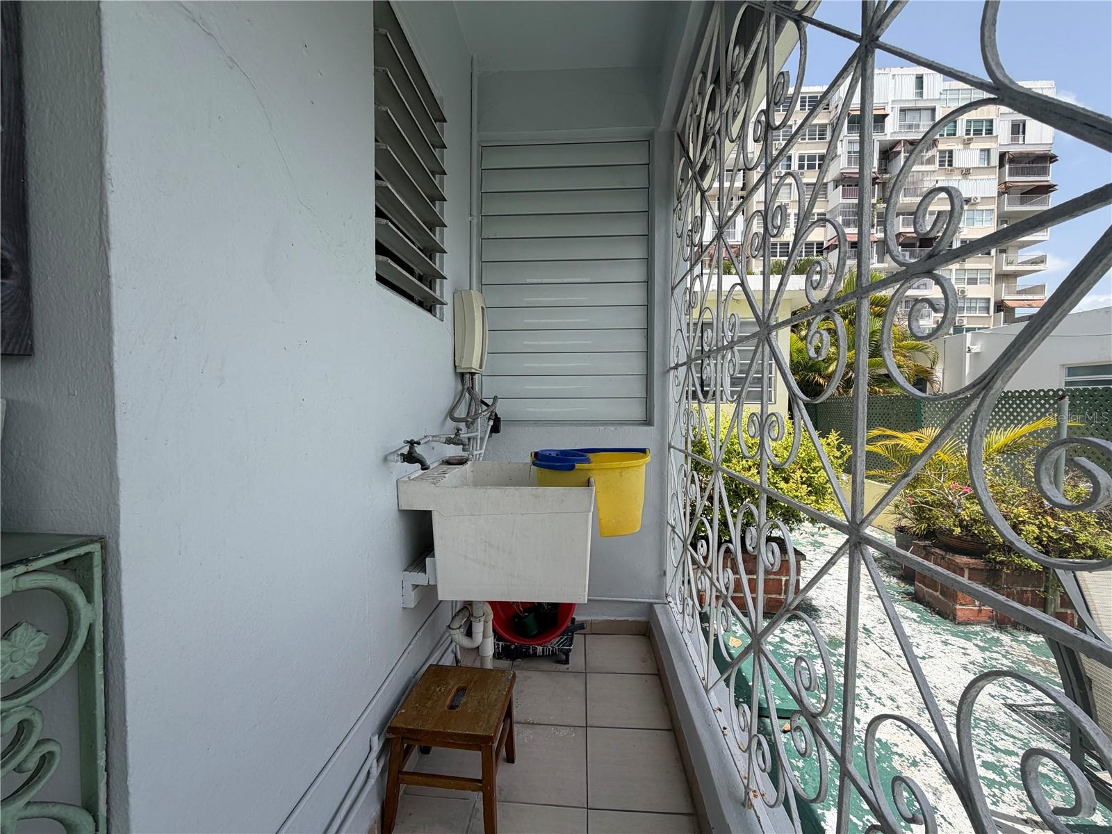 PR9122492 Property Photo 2