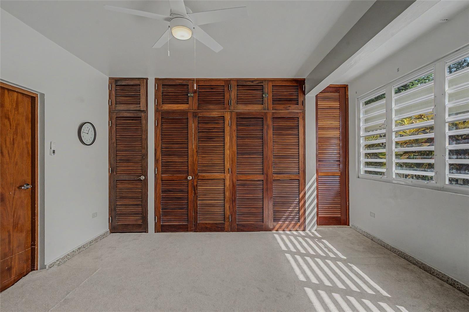 901 Harvard Property Photo 42
