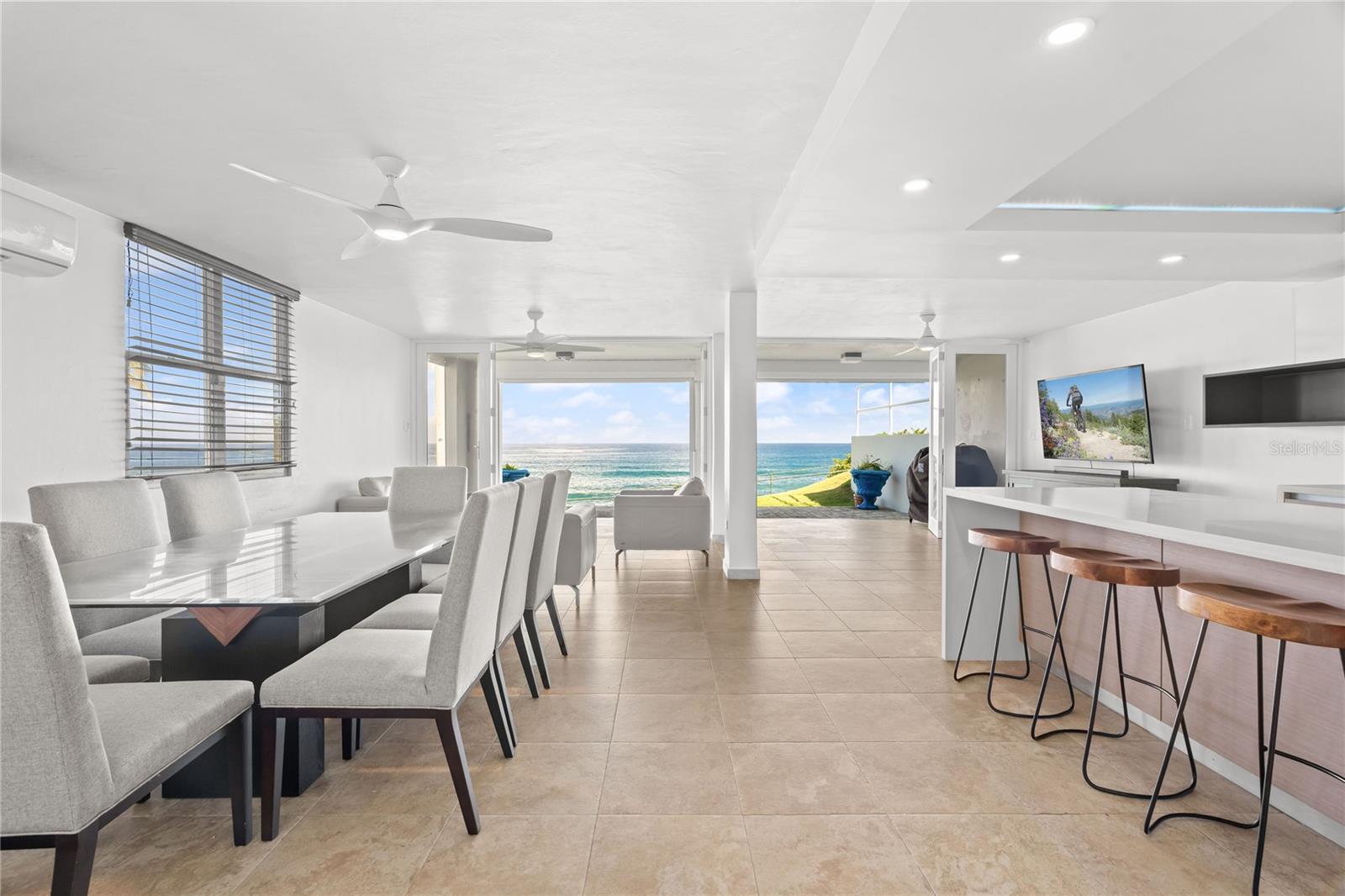 J1 Calle Costa Dorada Property Photo 2