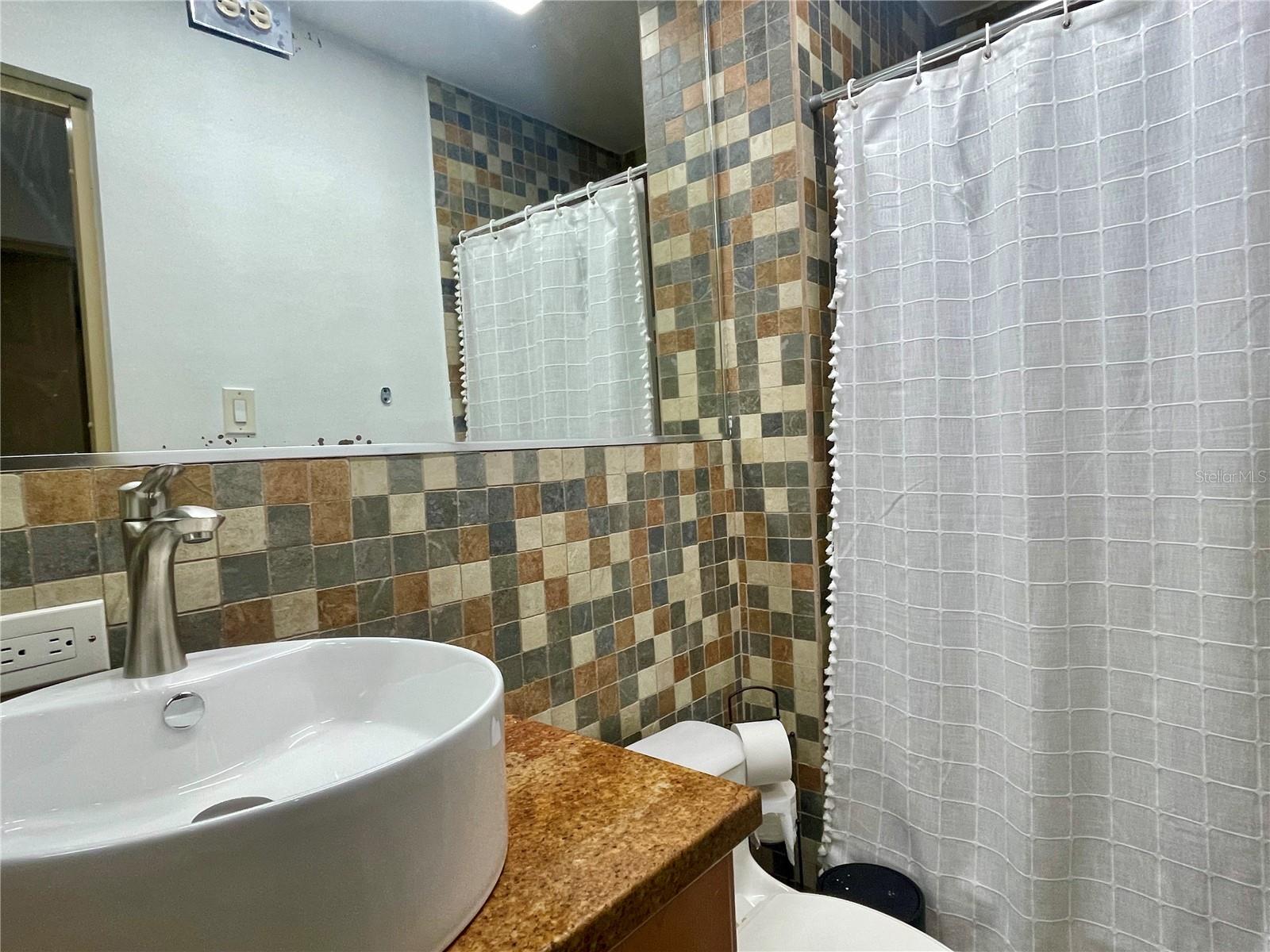 1124 Ashford Avenue #6a Property Photo 12