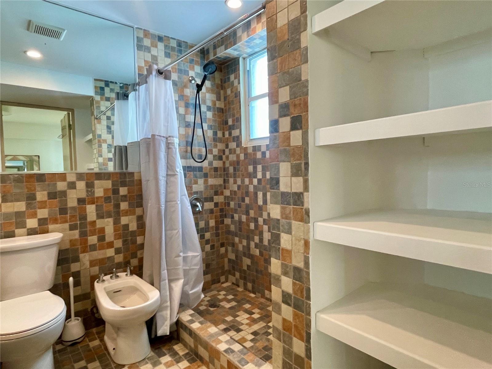 1124 Ashford Avenue #6a Property Photo 14