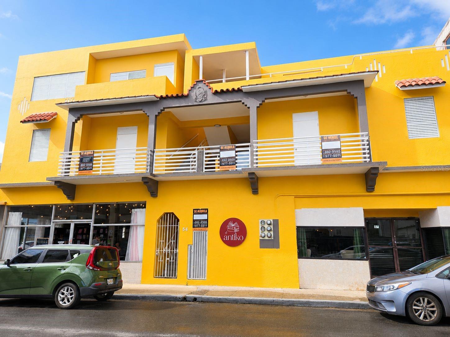 54 Calle Dr. Veve Property Photo 1