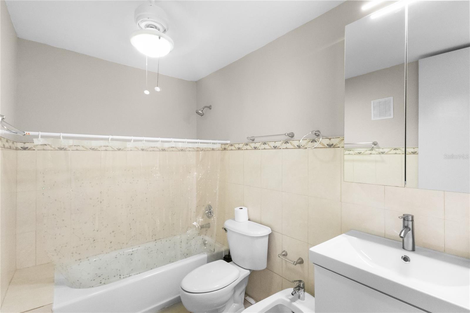 1 Shell Castle Club Clb Property Photo 26