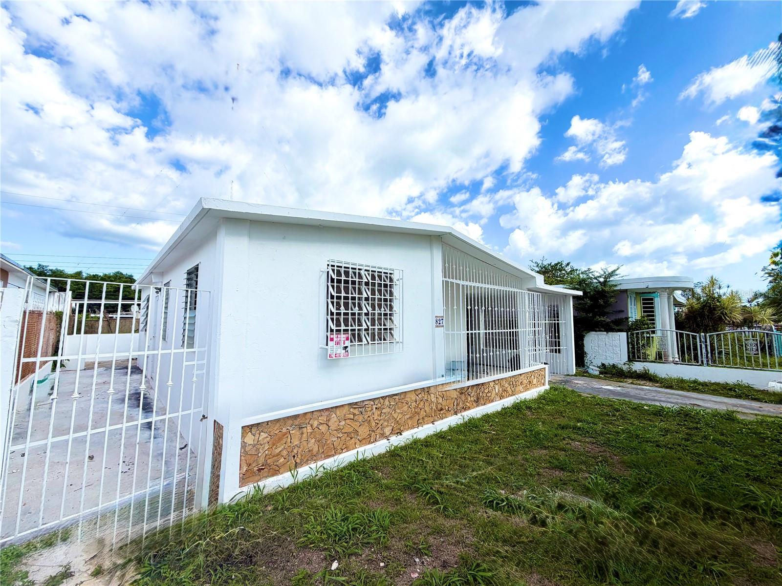 Luis Pales Matos Guanajibo Home #827 Property Photo 1