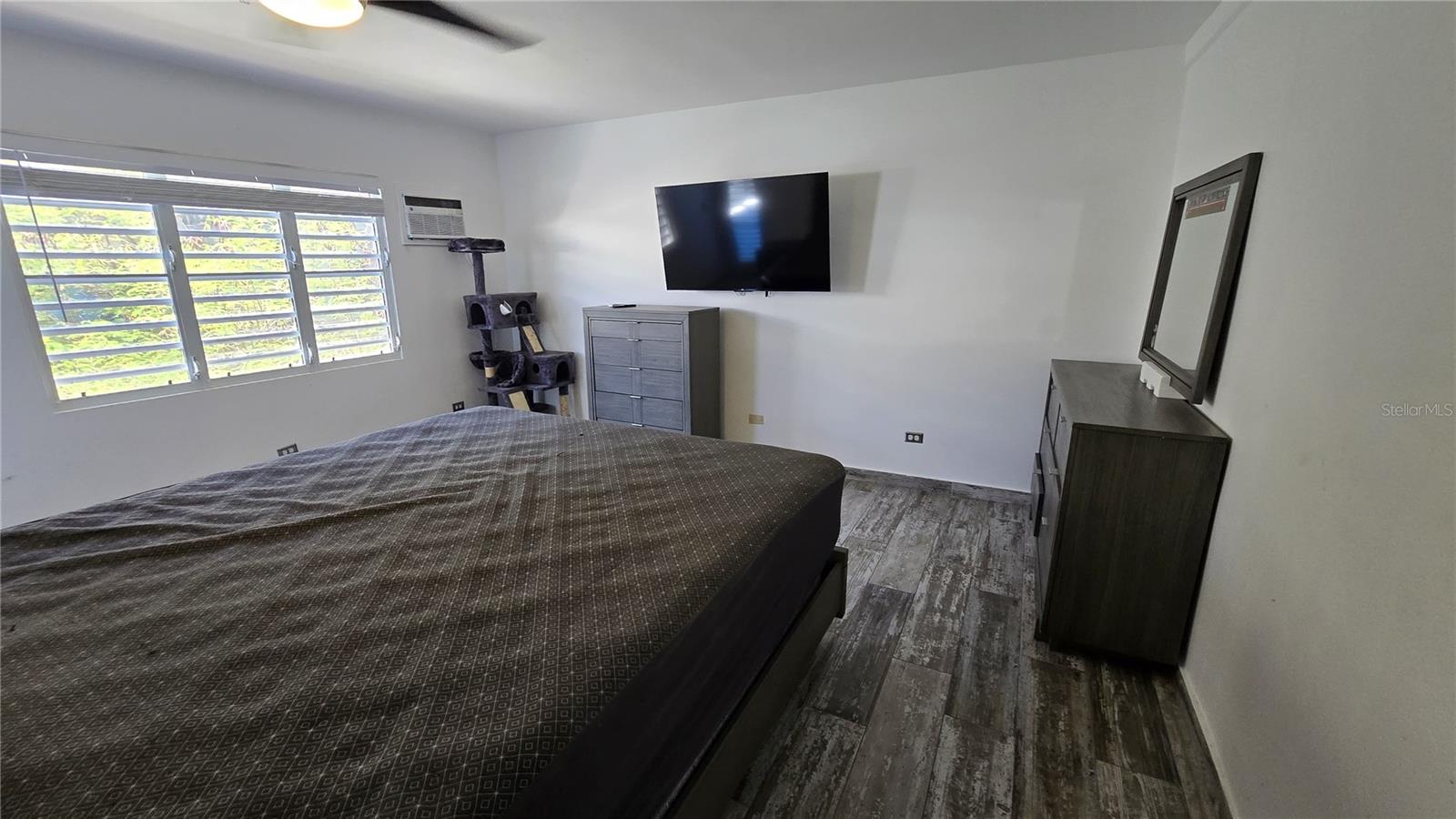 3 William Font St Property Photo 13