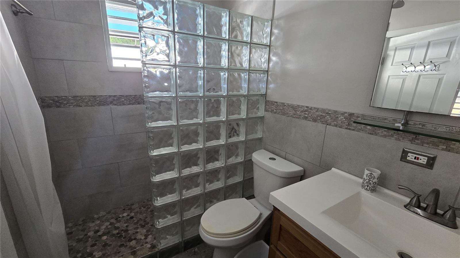 3 William Font St Property Photo 14