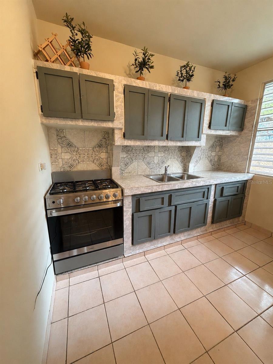 101 Isidoro Camacho Property Photo 4