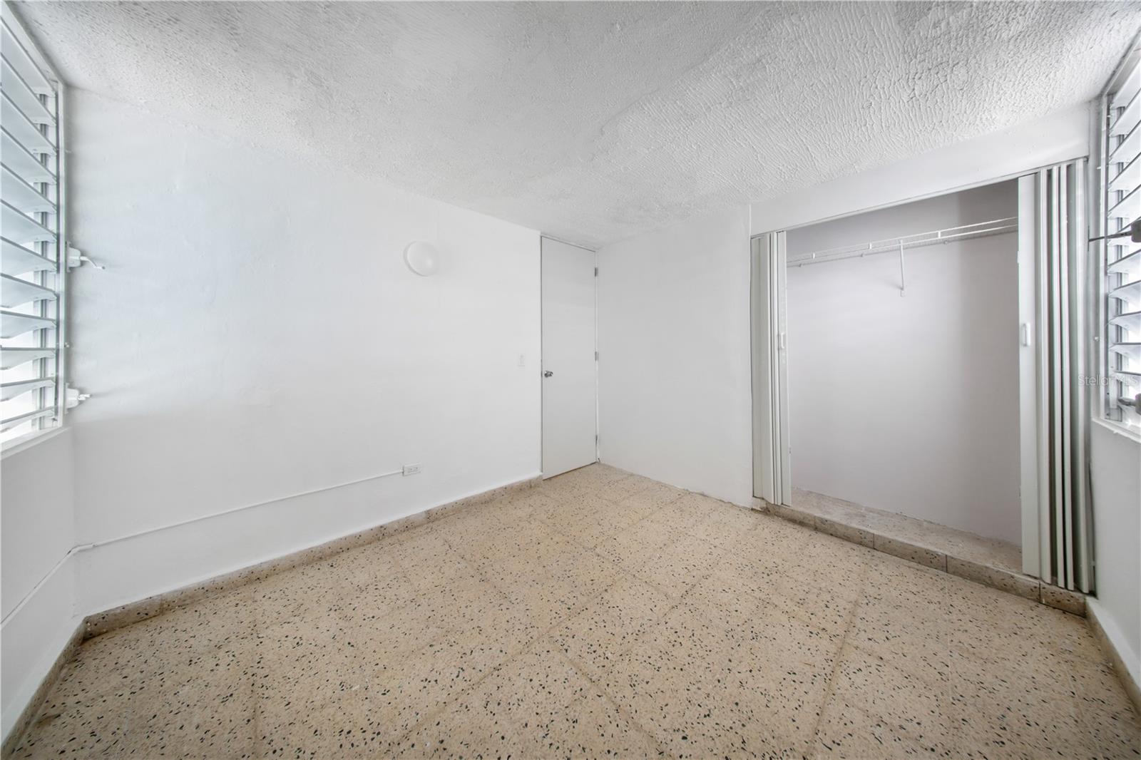 G4 Avenida A Property Photo 9