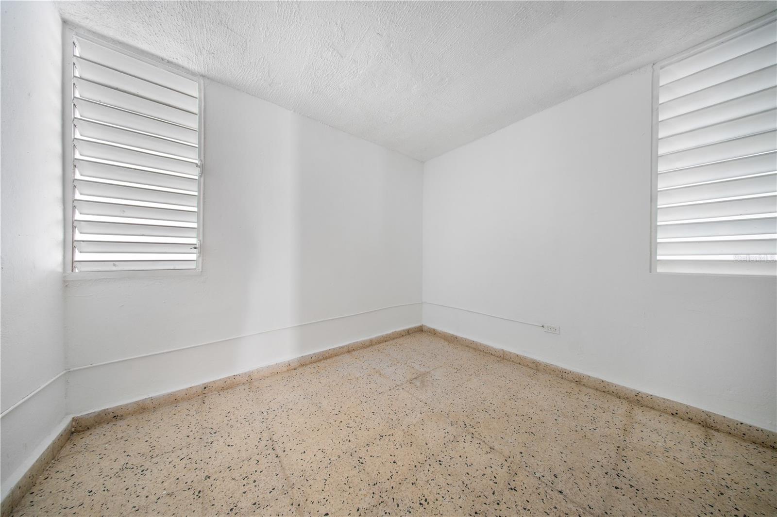 G4 Avenida A Property Photo 17