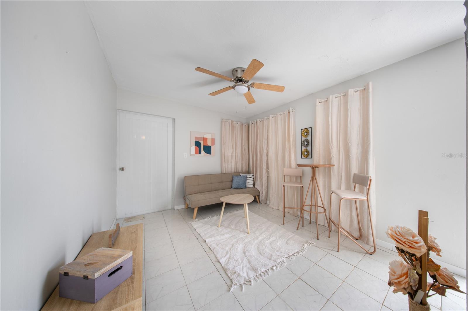 G4 Avenida A Property Photo 37