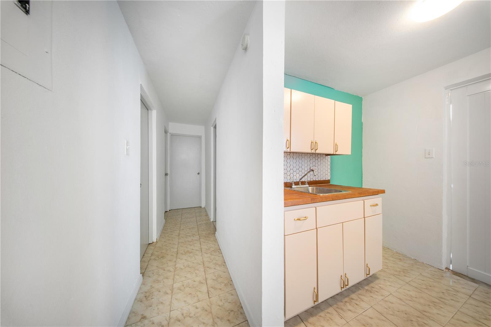 G4 Avenida A Property Photo 49