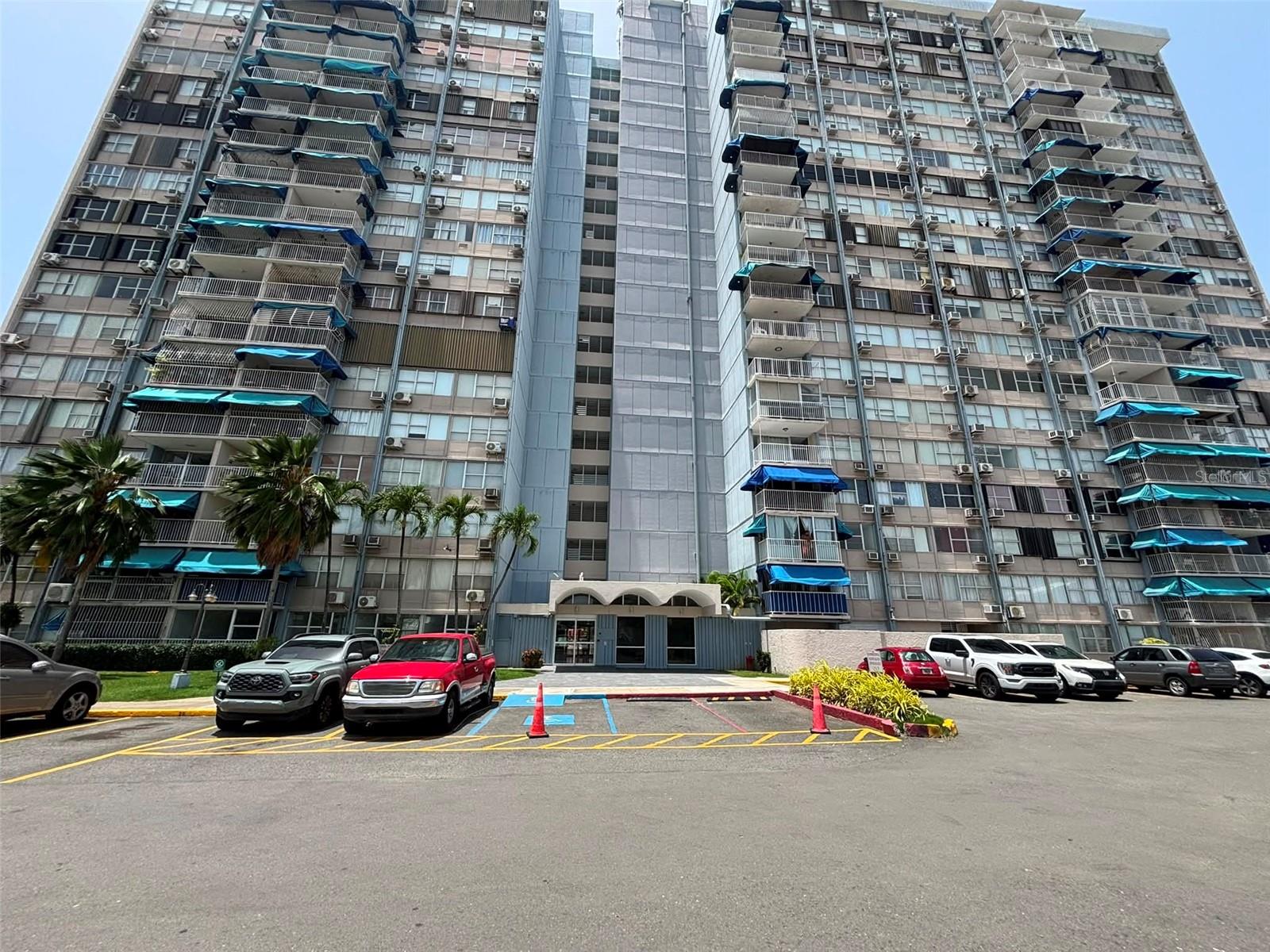1005 Apt Condominio Mundo Feliz (10mo Piso - Baldorioty Tow #100 Property Photo 2