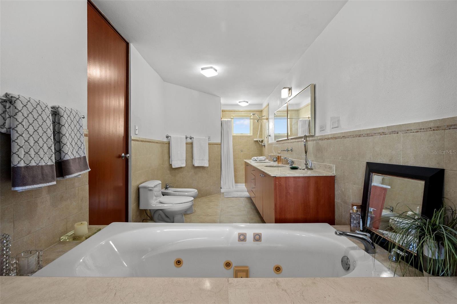 90 Candelero Drive #62 Property Photo 28