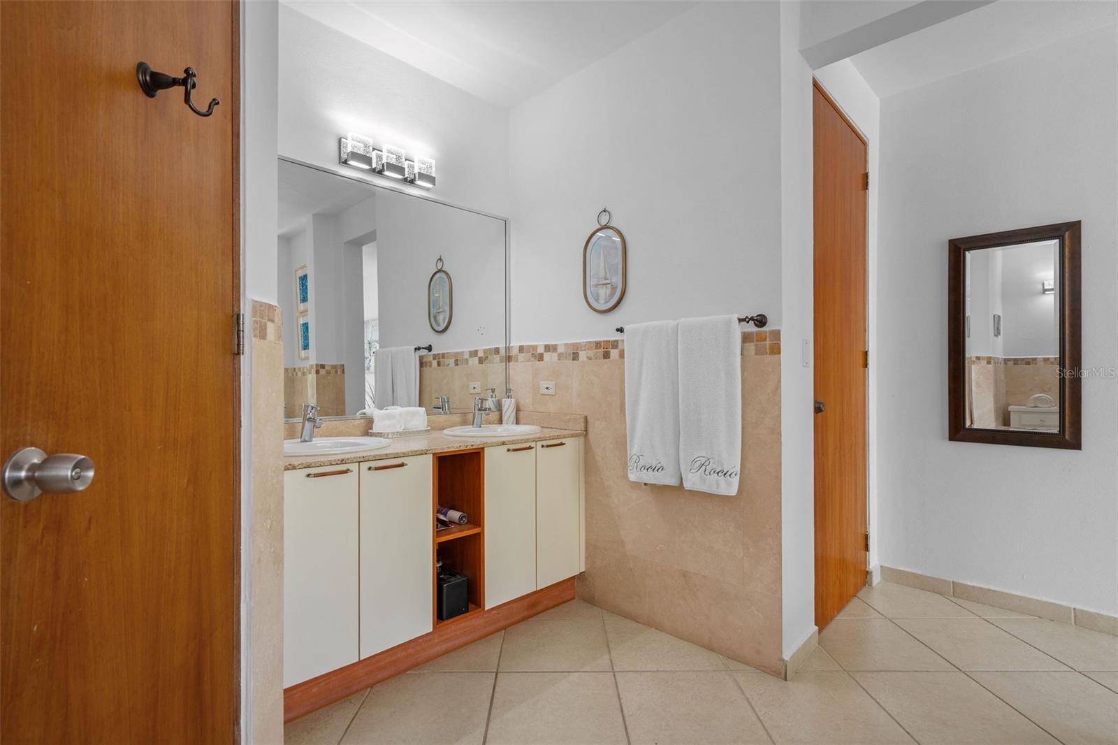 300 Harbour Drive #a7 Property Photo 25