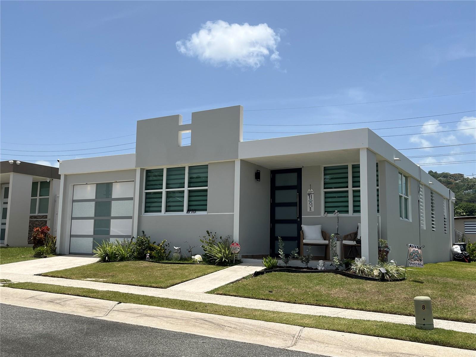 Urb. Arboleda Calle Corozo #b 18 Property Photo 1