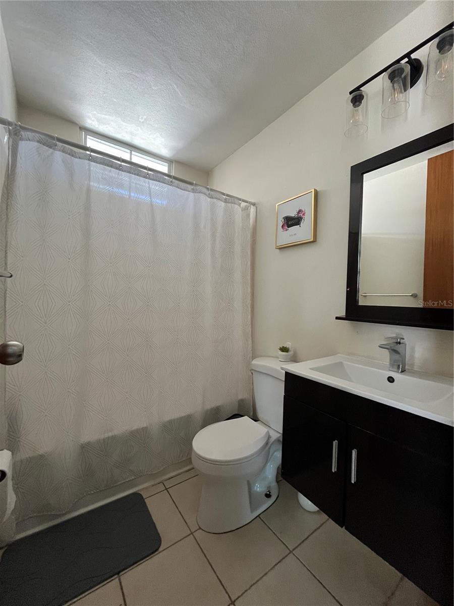 Urb. Arboleda Calle Corozo #b 18 Property Photo 2