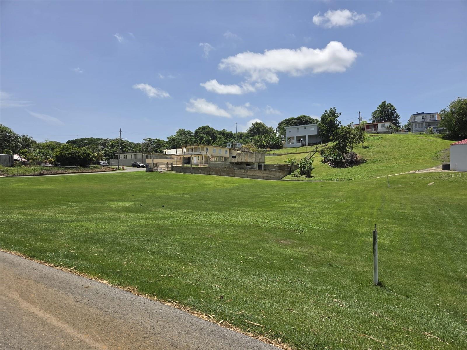 Carr. 2, Km. 121.8 Bo. Caimital Alto Property Photo 3