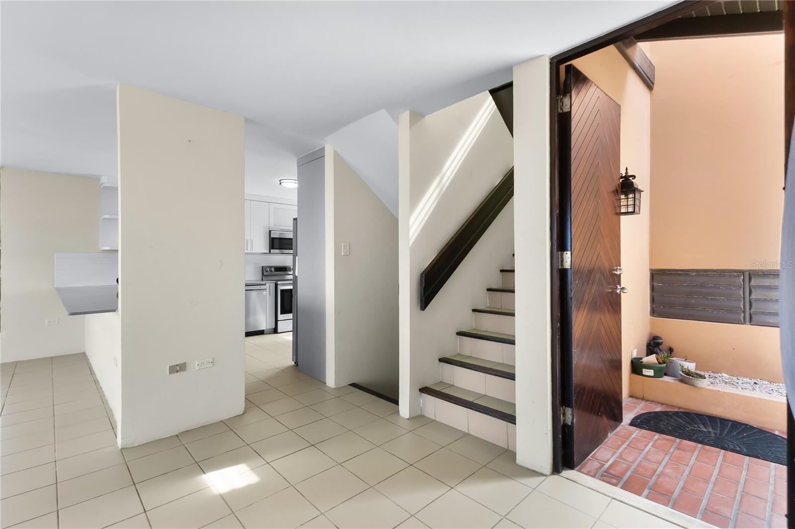 170 Palmas Dr #a1 Property Photo 15