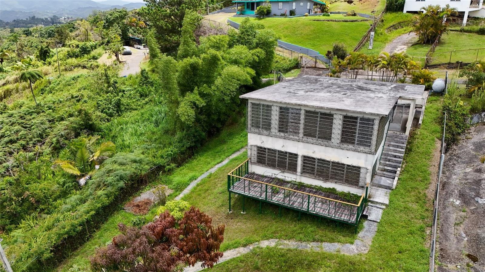 #143 Bo Anon, #5 Property Photo 1
