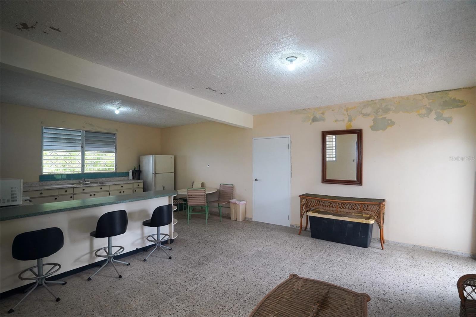 #143 Bo Anon, #5 Property Photo 10