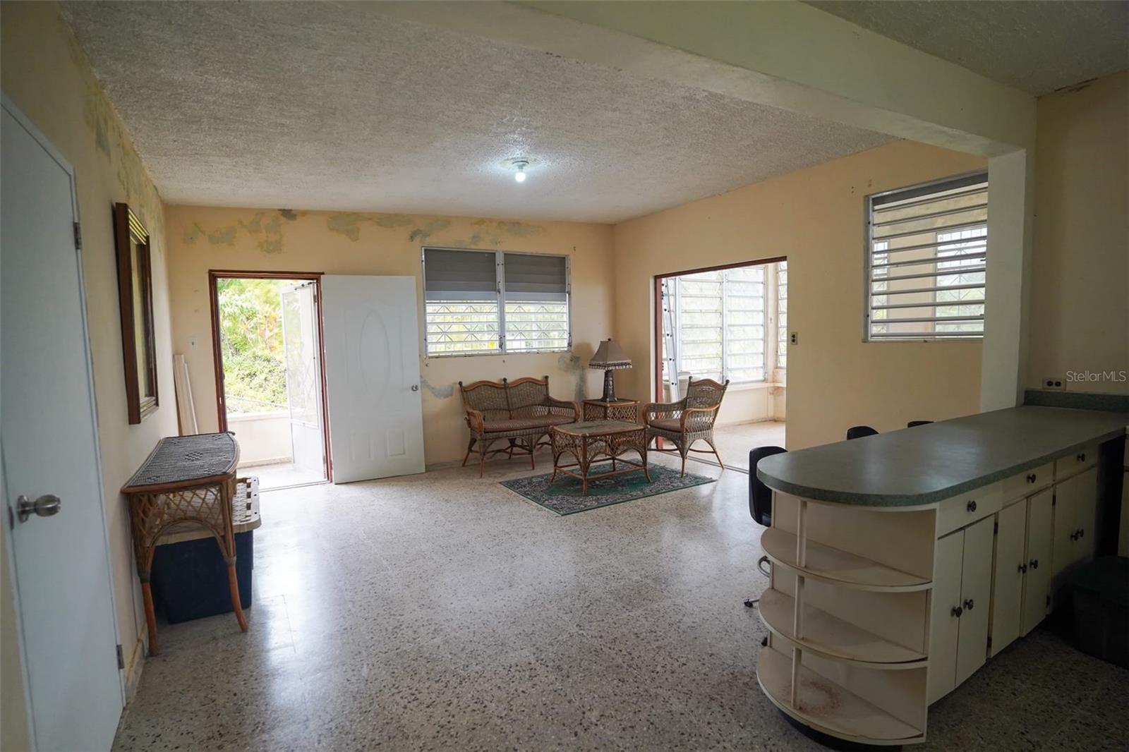 #143 Bo Anon, #5 Property Photo 11
