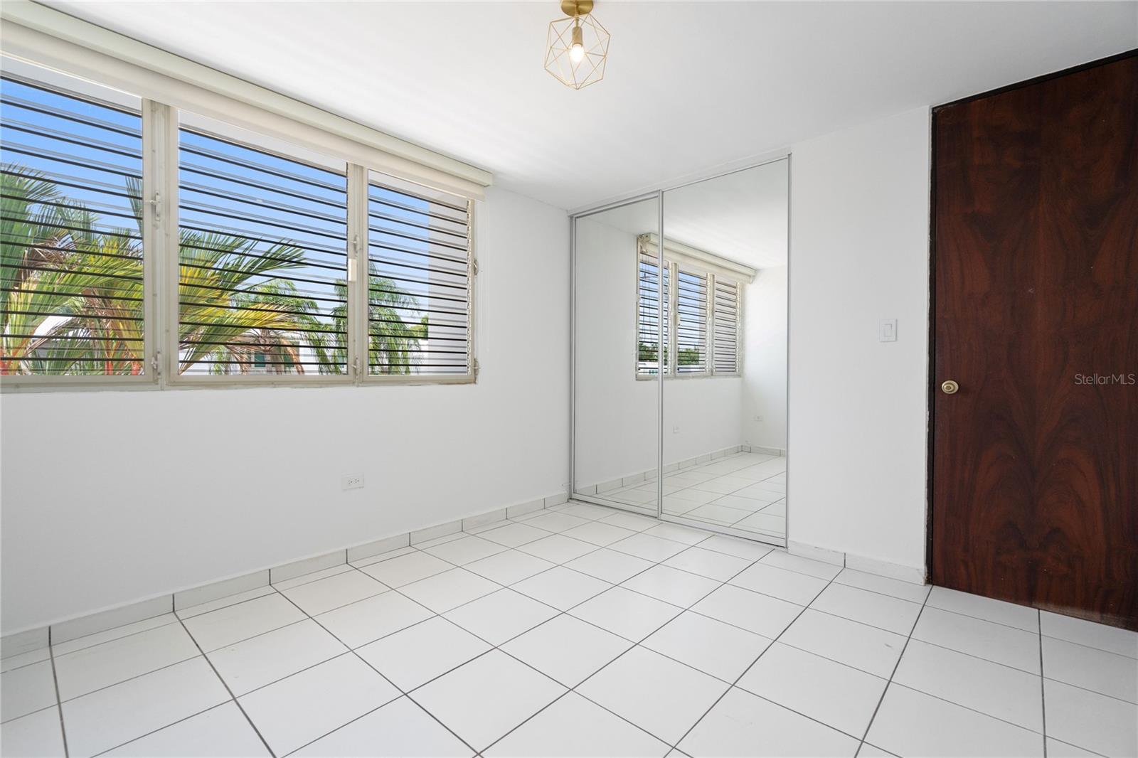 G7 Sicilia Property Photo 14